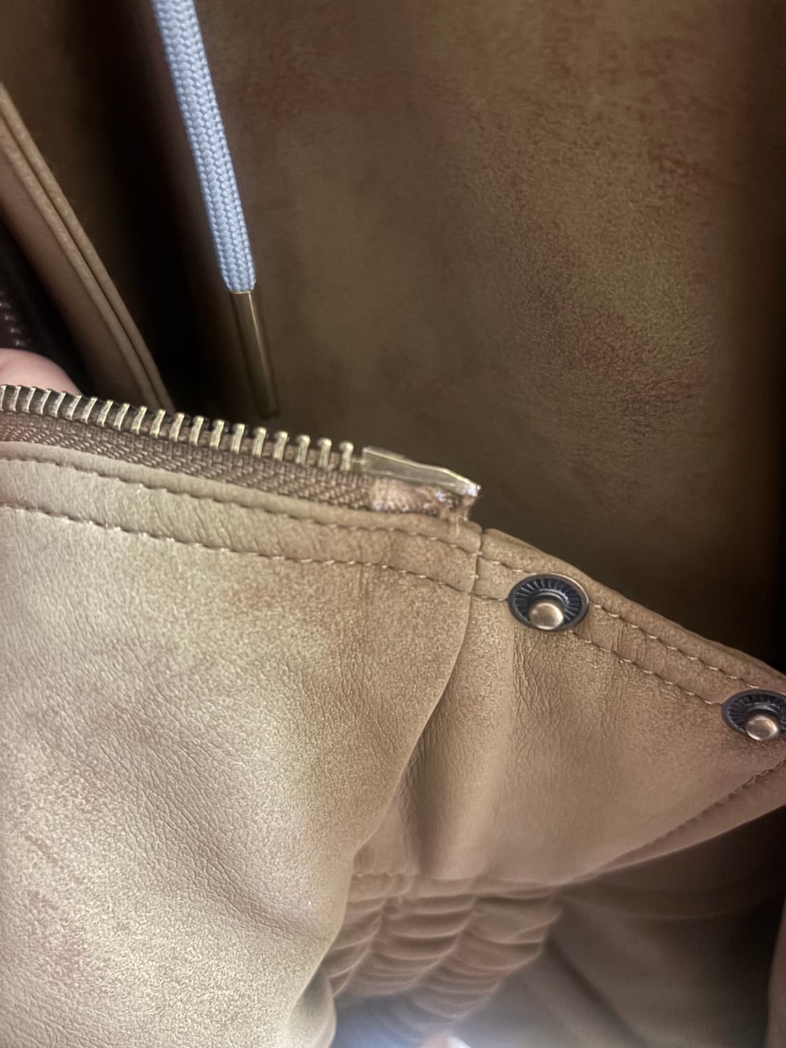 글로니 스웨이드 점퍼 상품이미지3