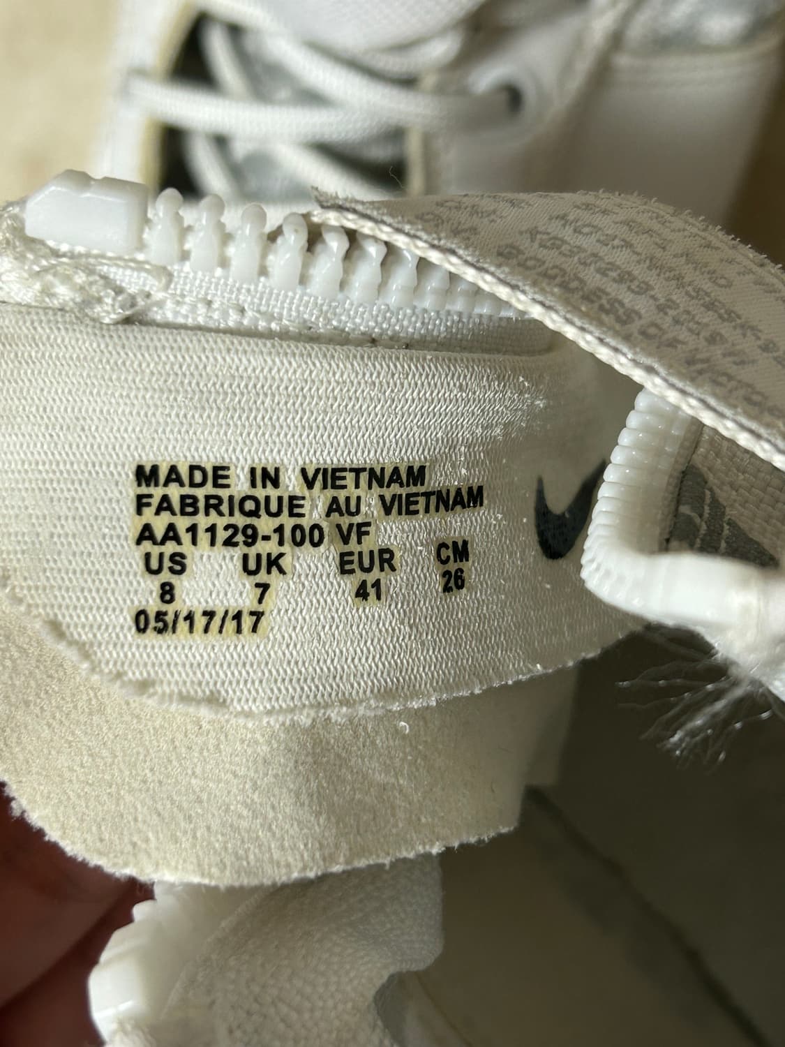 나이키 SF 에어포스 1 미드 윈터 카모 화이트 상품이미지3