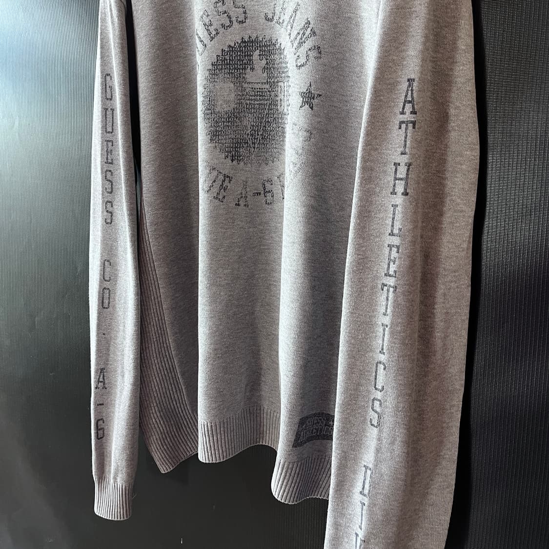 90s 두산 Guess Jeans 니트 티셔츠 상품이미지3