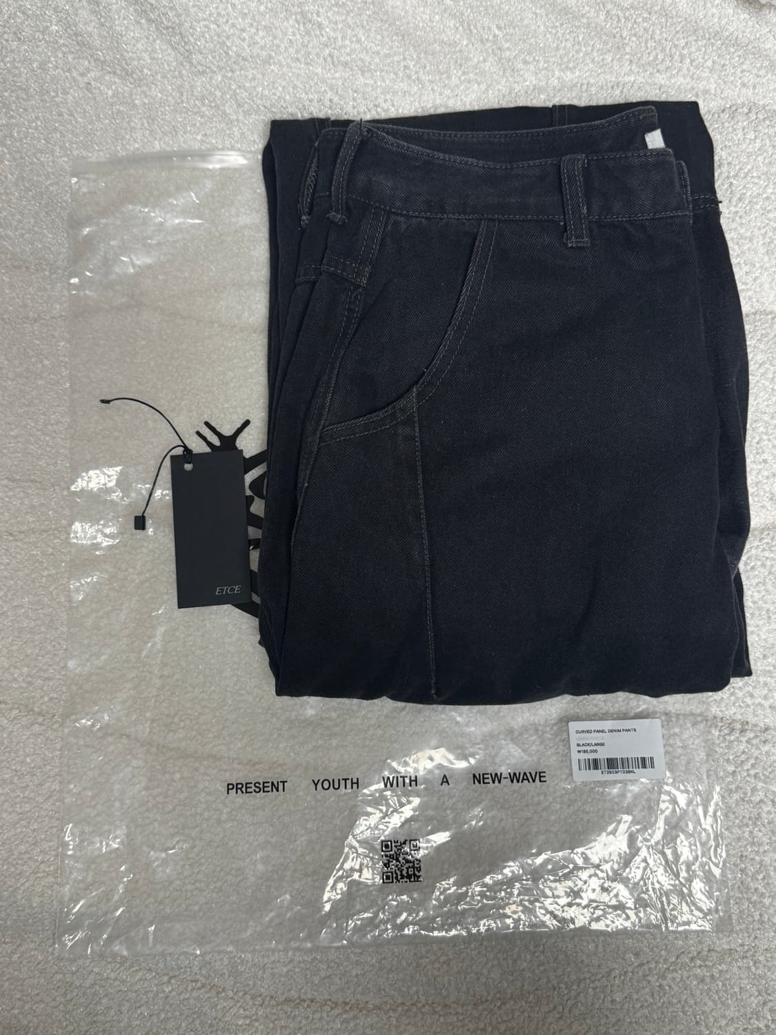 (착샷0)ETCE CURVED PANEL DENIM PANTS 2.0 L 상품이미지3