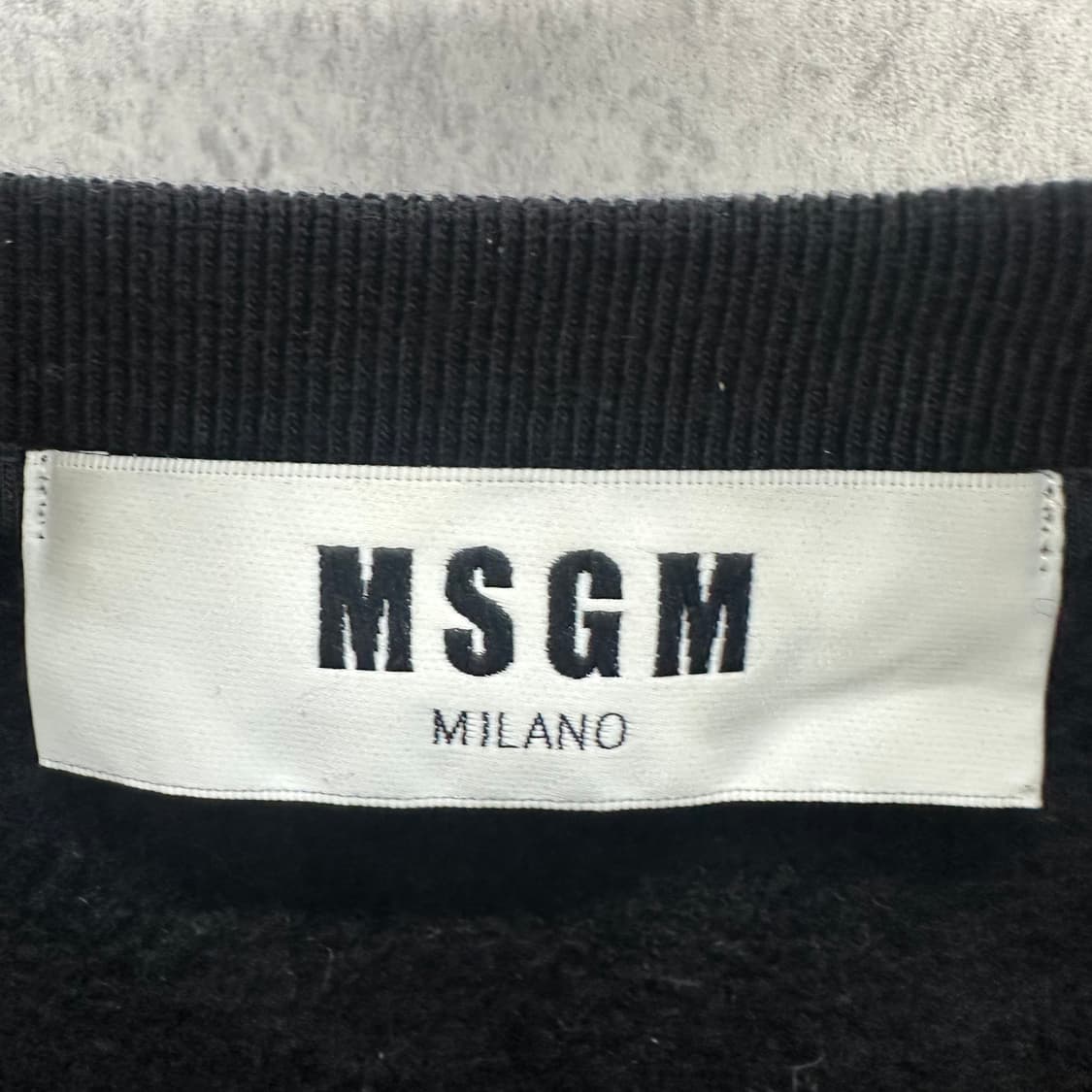 100 MSGM 남자 루즈핏 프린팅 맨투맨 상품이미지3