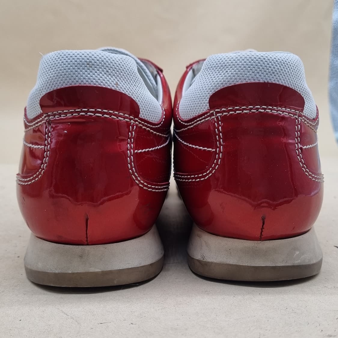 살바토레페라가모 레드 에나멜 여성스니커즈 245 굽4 상품이미지3