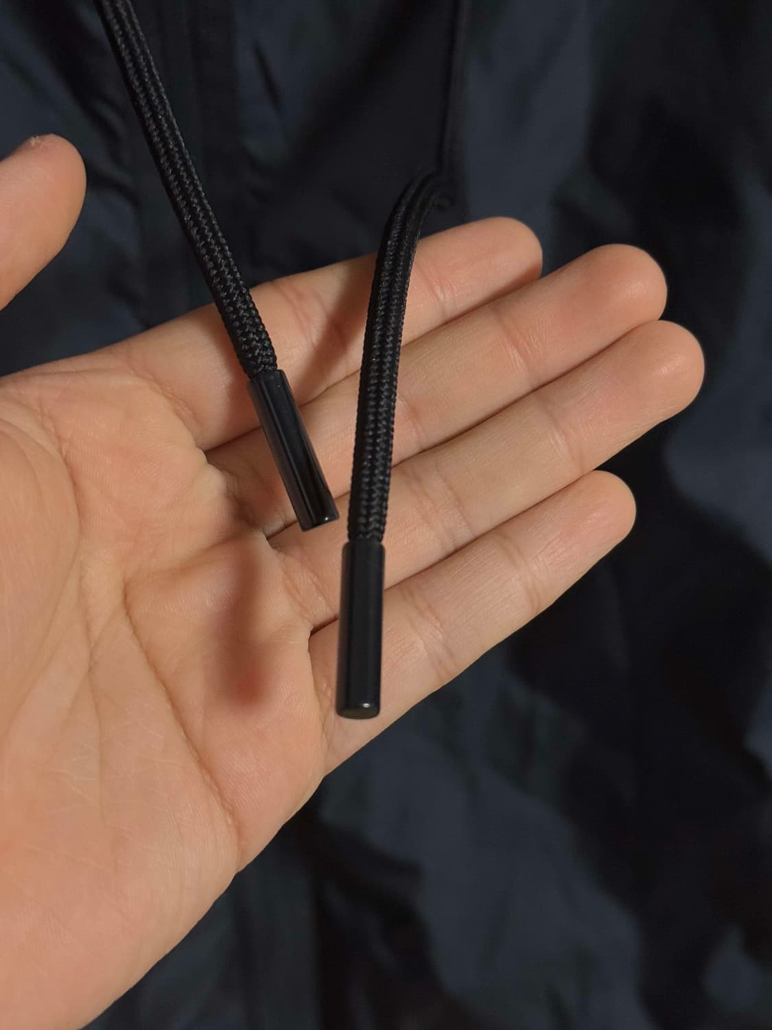 몽클레어 하타브 나일론 바람막이 네이비 4 상품이미지8