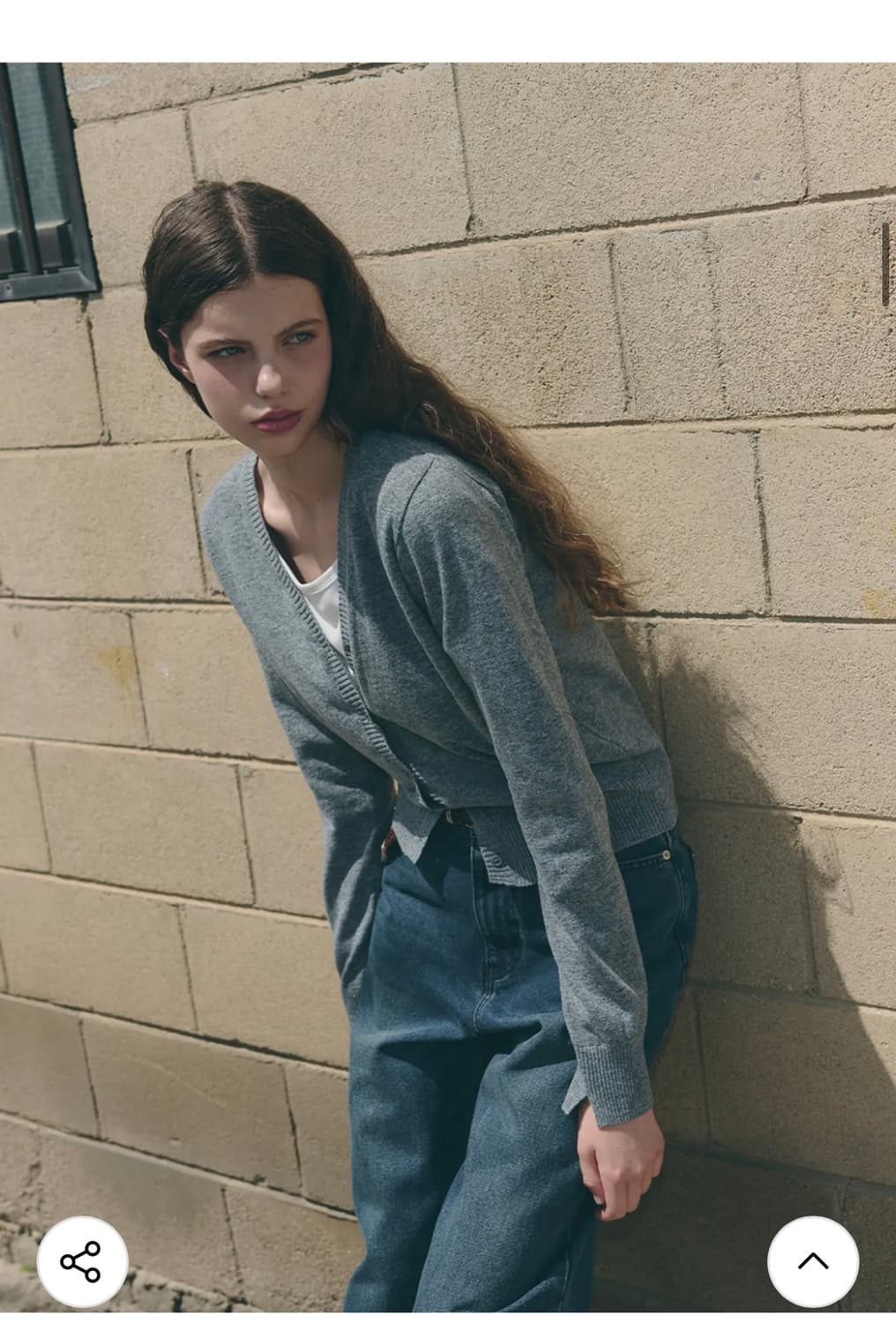 (새상품) 레더리 슬릿 슬리브 브이넥 가디건 [GREY] 상품이미지5