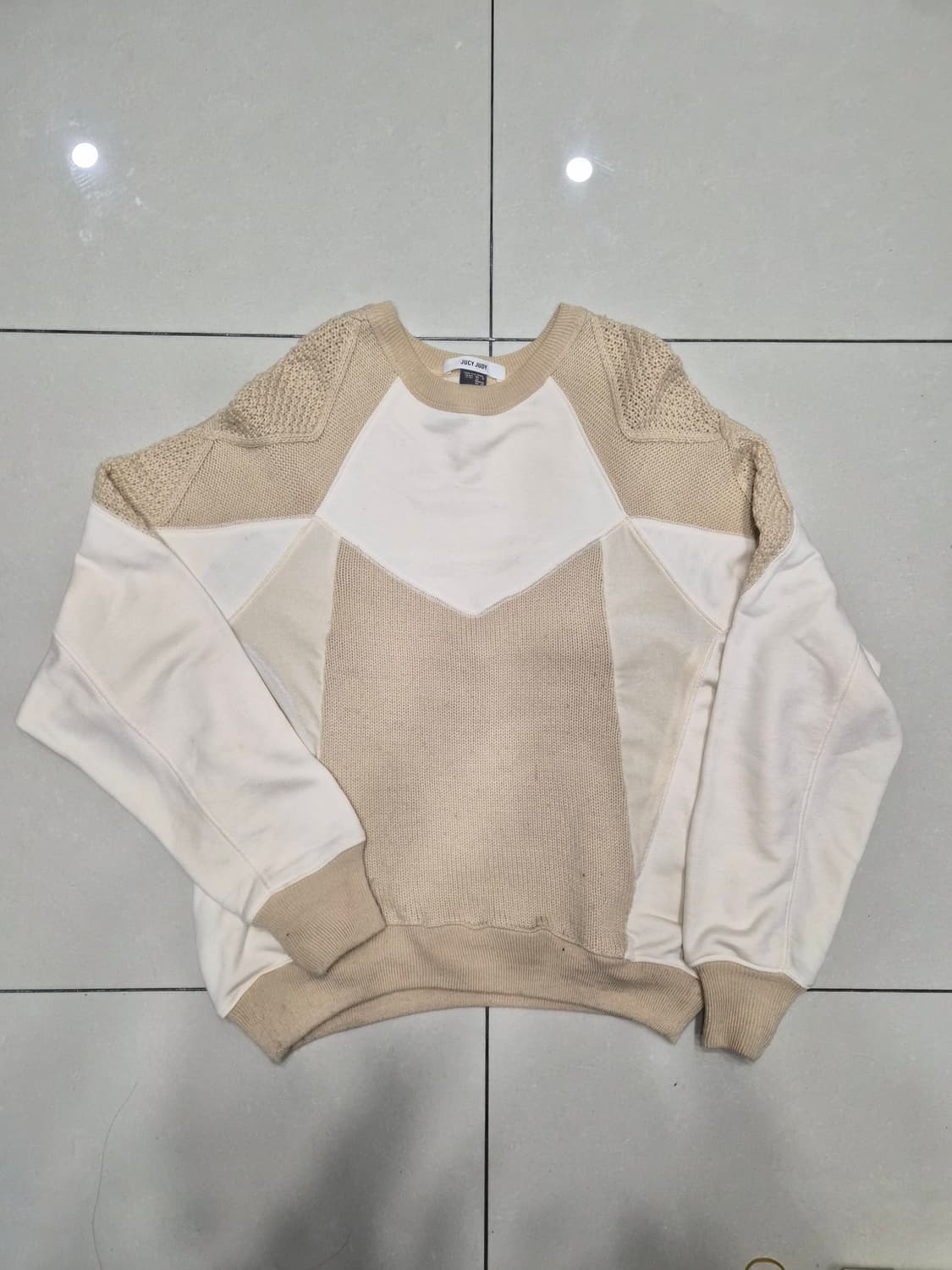 쥬시쥬디 배색니트 상품이미지1