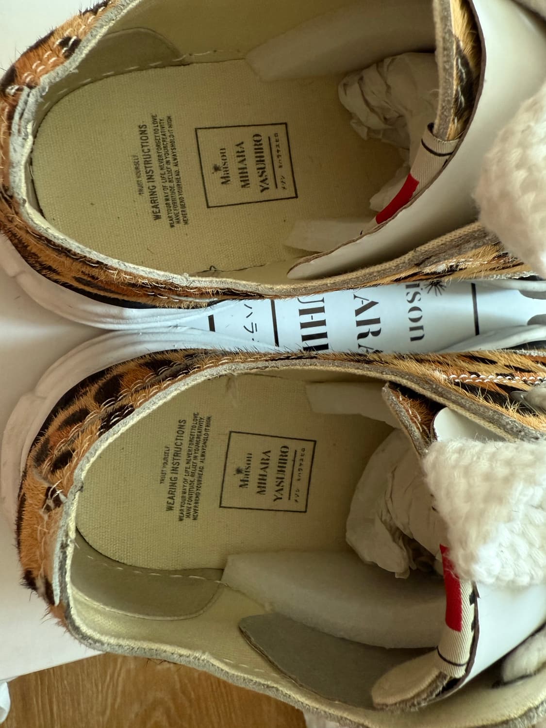 미하라 야스히로 피터슨 OG 솔 카프 헤어 로우탑 스니커즈 레오파드 상품이미지4