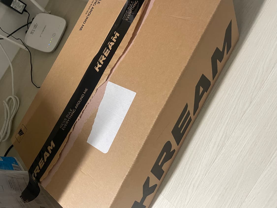 cp컴퍼니 dd쉘 경량패딩 블랙 상품이미지2