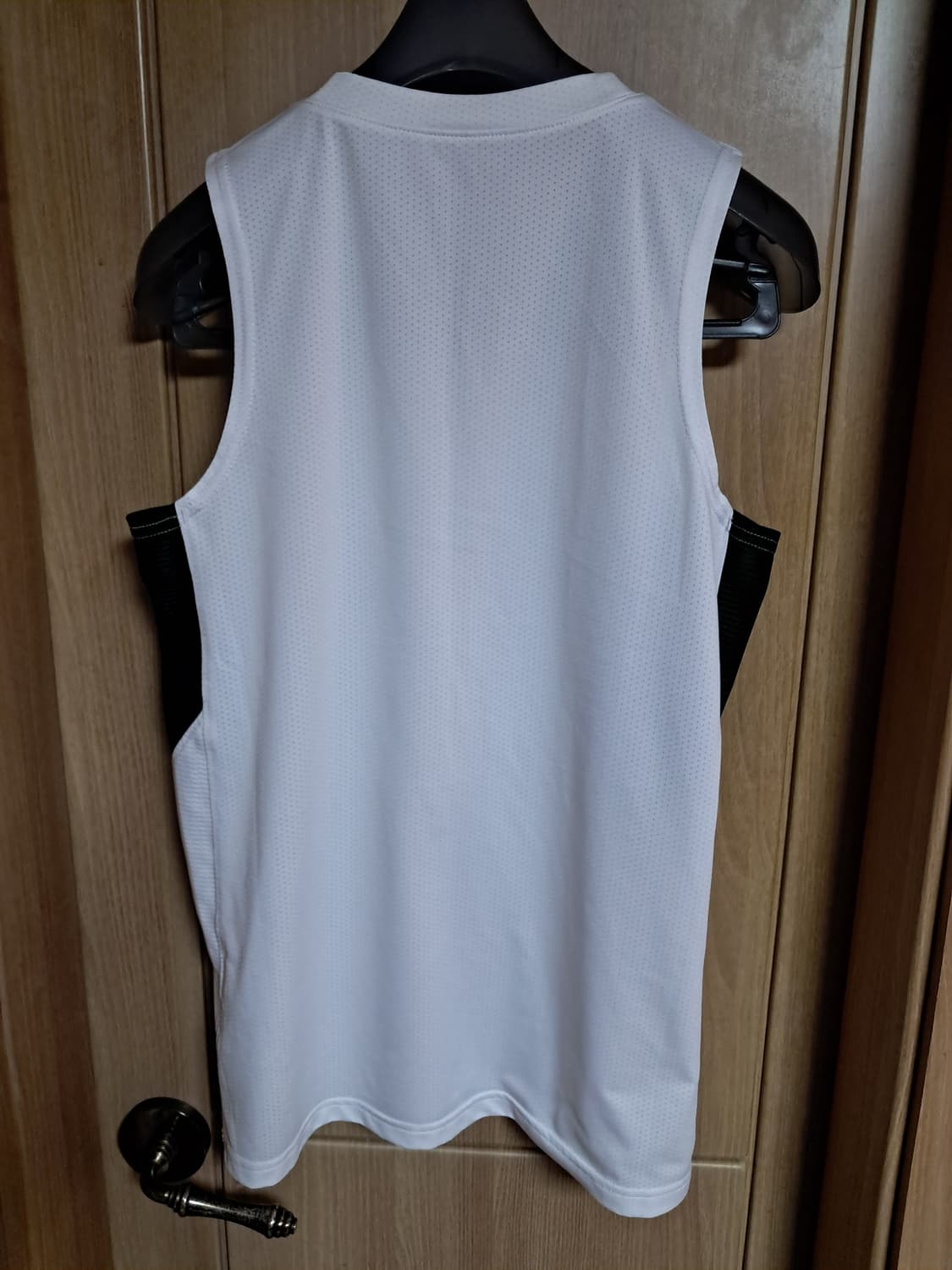 언더아머 여성 민소매티 M 상품이미지2