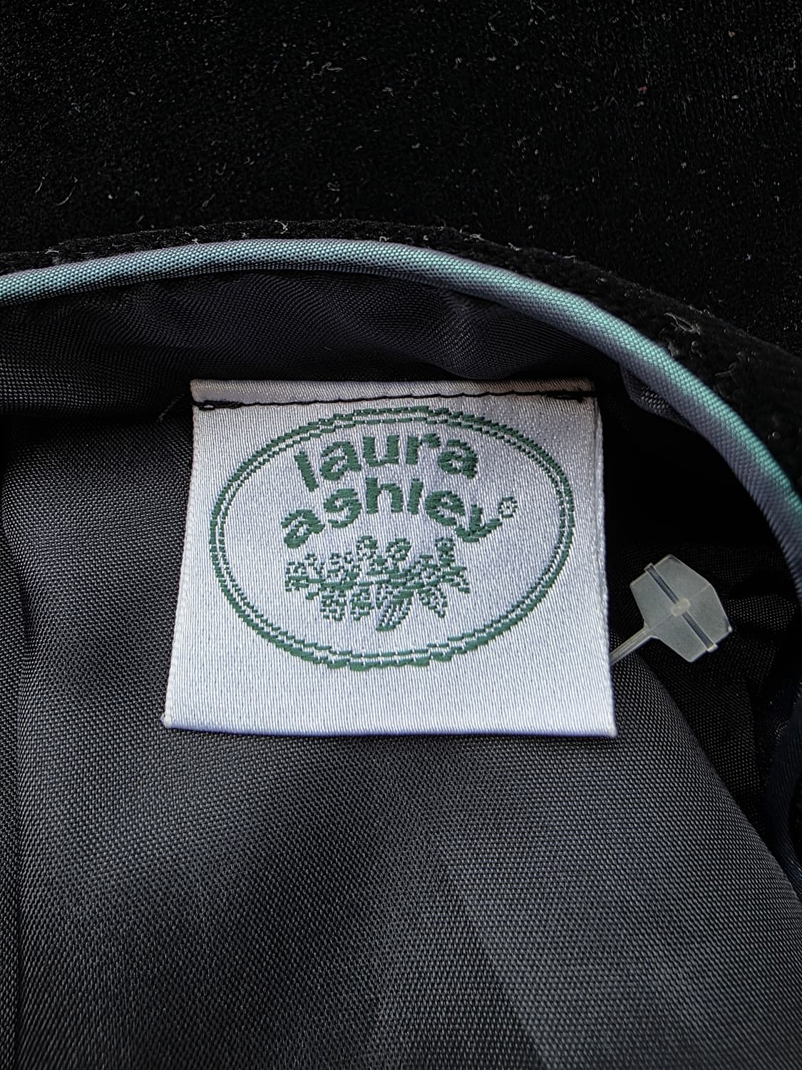 로라애슐리 벨벳 튜브탑 드레스 상품이미지4