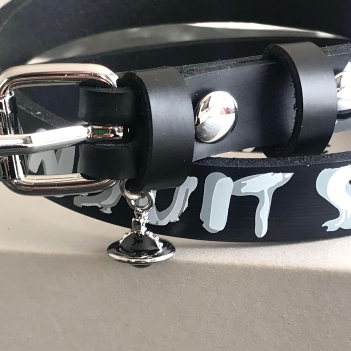 비비안웨스트우드 아카이브 펑크 레터링 orb 레더 초커 목걸이(새상품) 상품이미지2