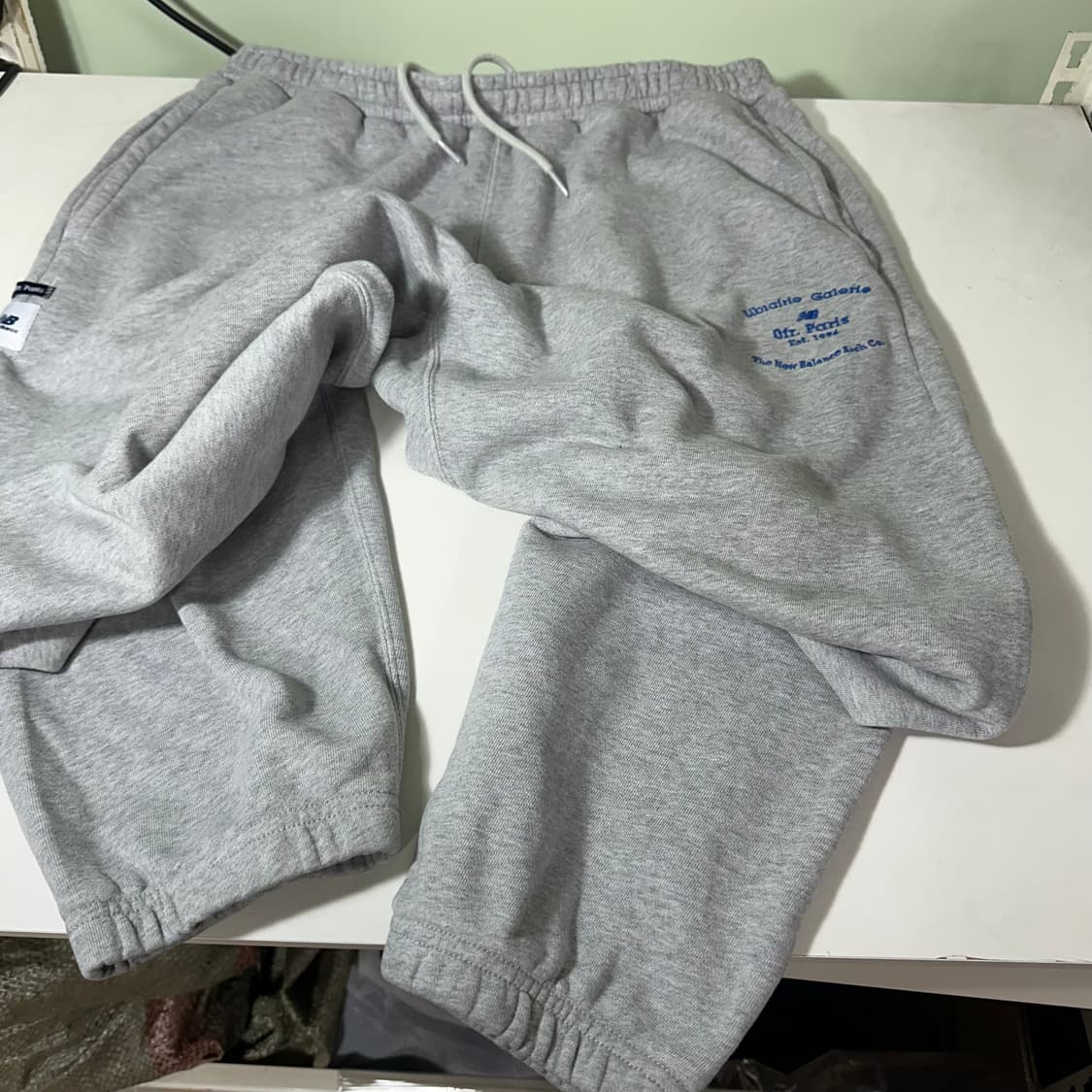 XL 뉴발란스 루즈핏 그레이 파리오픈 밴딩 스웻조거팬츠 상품이미지5