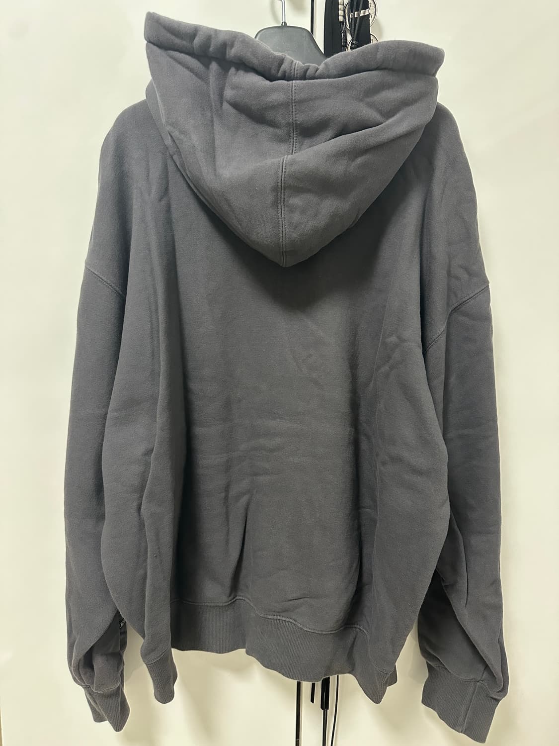 Hotfix Logo Hoodie_Charcoal 상품이미지3