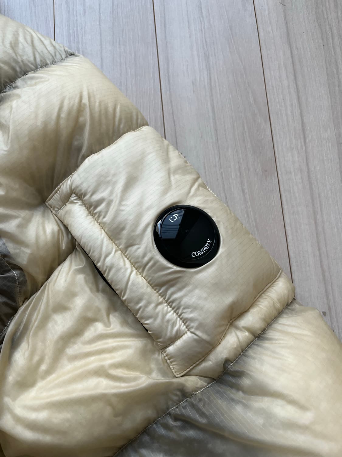 CP컴퍼니 디디쉘 후드다운 자켓 [새상품급] 상품이미지2