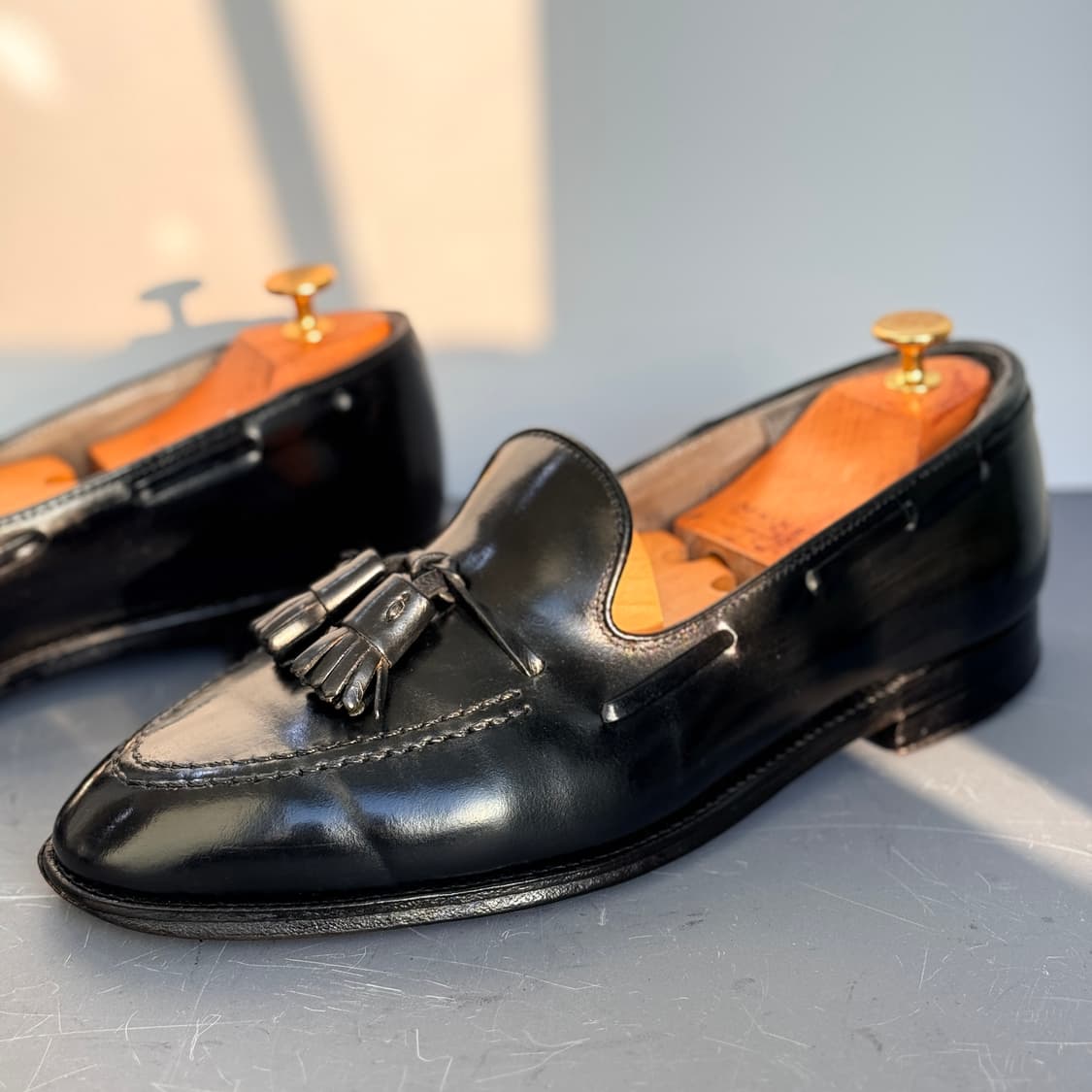 [9.5D] 알든 664 블랙 코도반 테슬 로퍼 상품이미지4