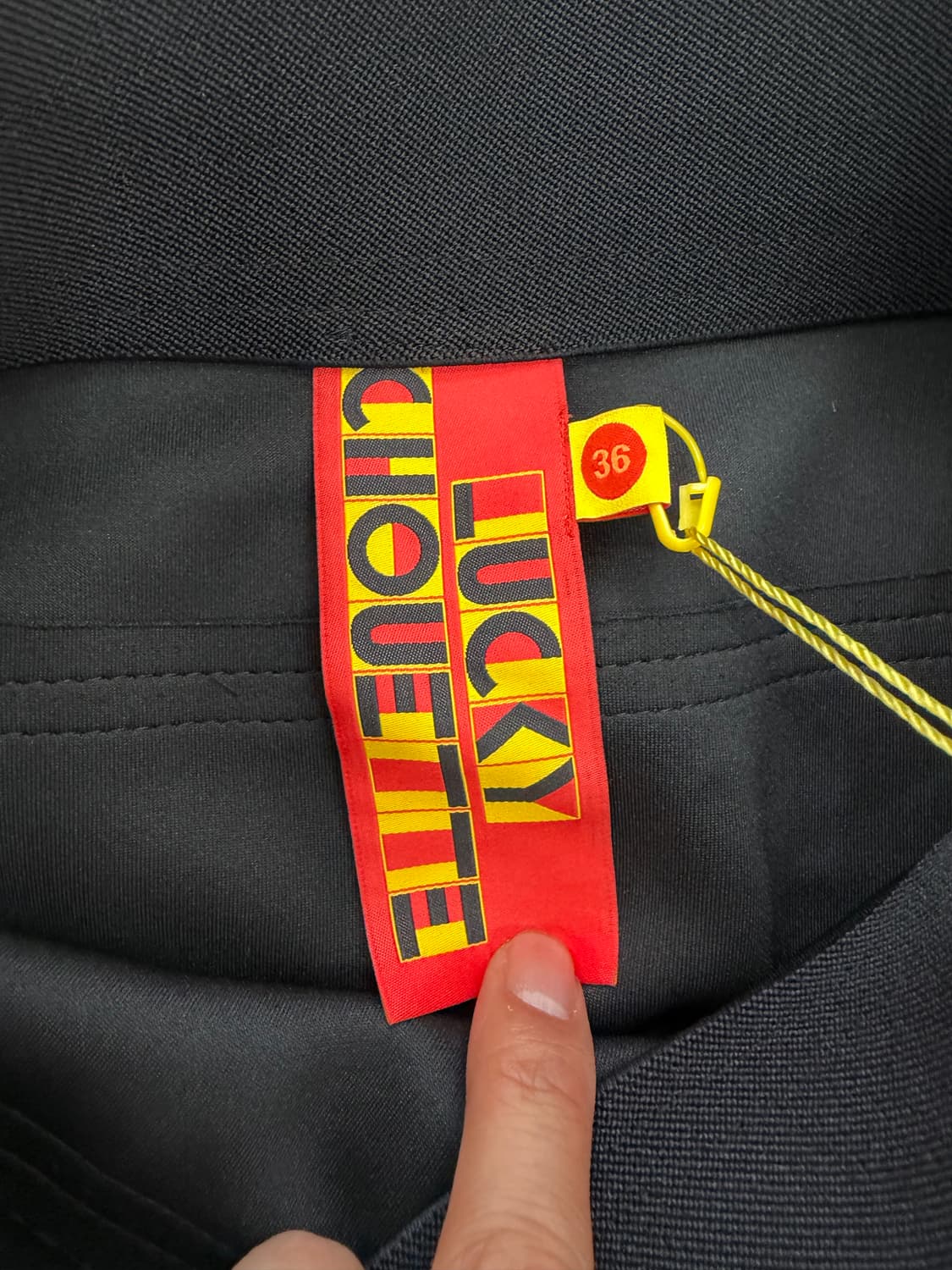 새제품) 럭키슈에뜨 네이비 플레어 스커트 치마 36 상품이미지7