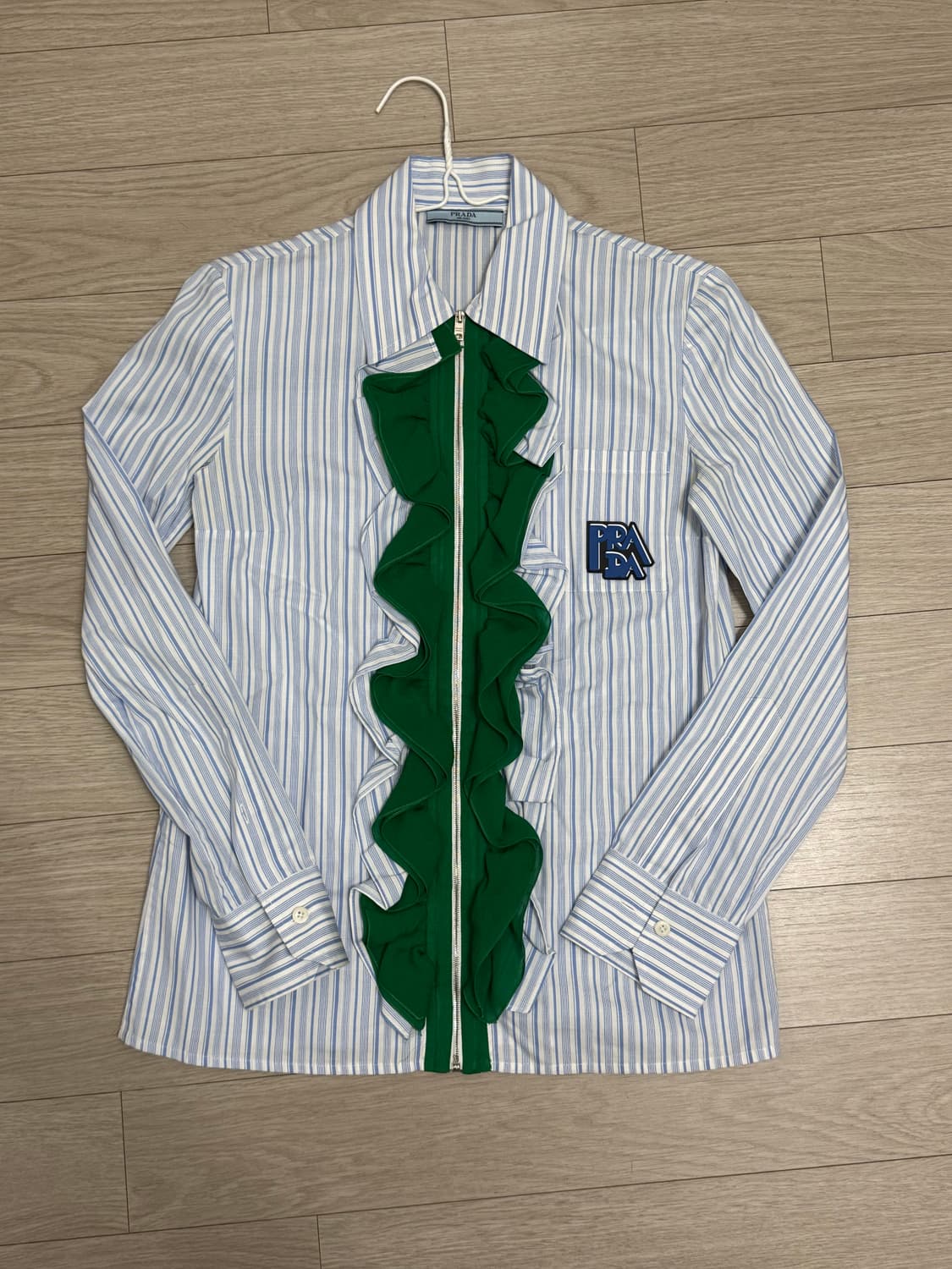 프라다 스트라이프 러플 셔츠 36 상품이미지1