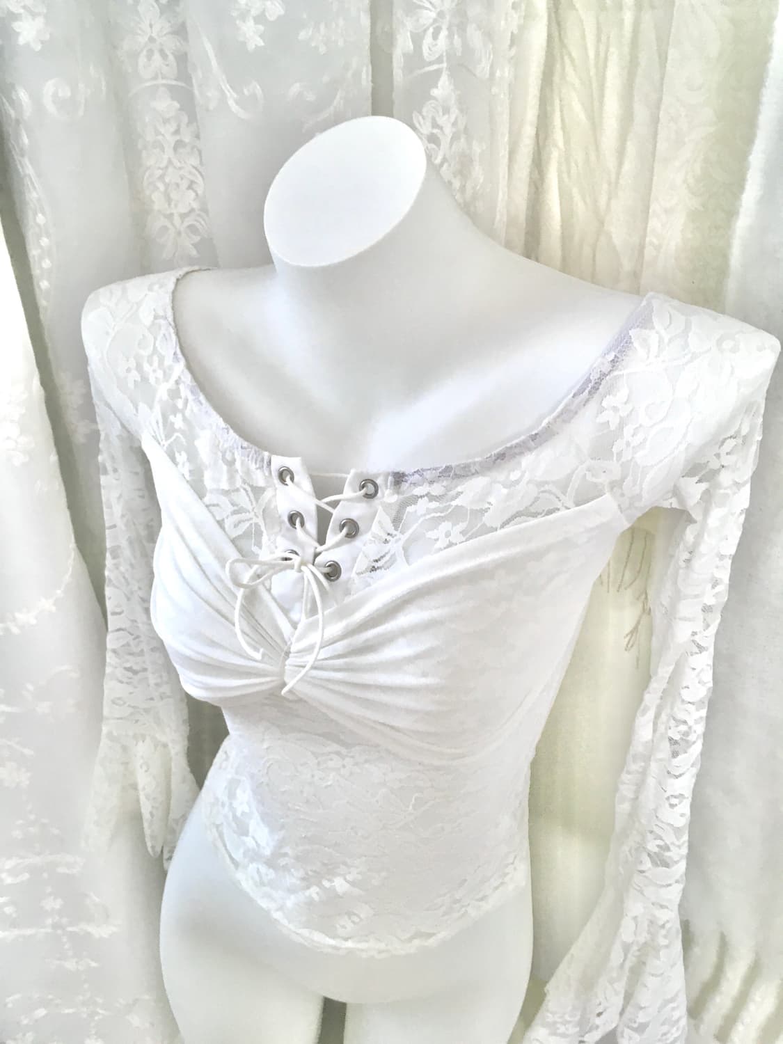 화이트 레이스 슬림 프릴 롱슬리브 상품이미지4