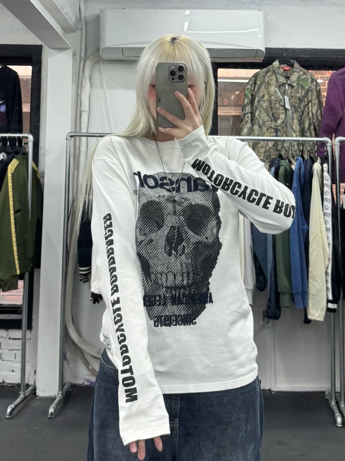 밴슨 레더 스컬 롱슬리브 상품이미지3