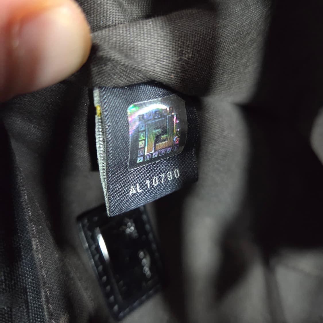 펜디 쥬카 미듐 크로스백 상품이미지8