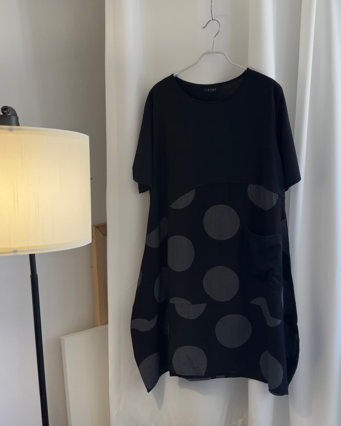 [TRUBE] black dot volume dress 상품이미지4