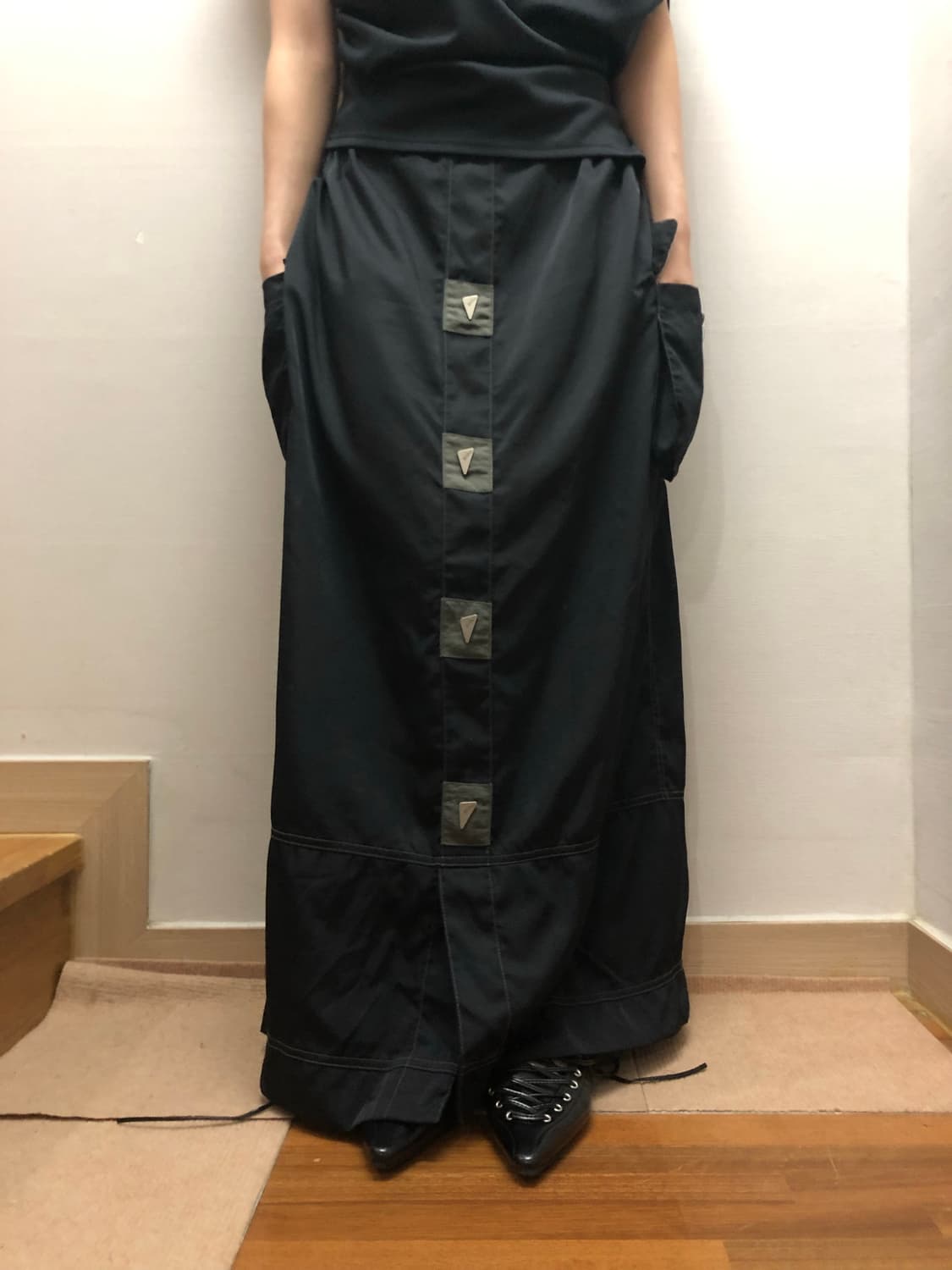 빈티지 블랙 오리엔탈 포켓 롱 스커트 상품이미지1