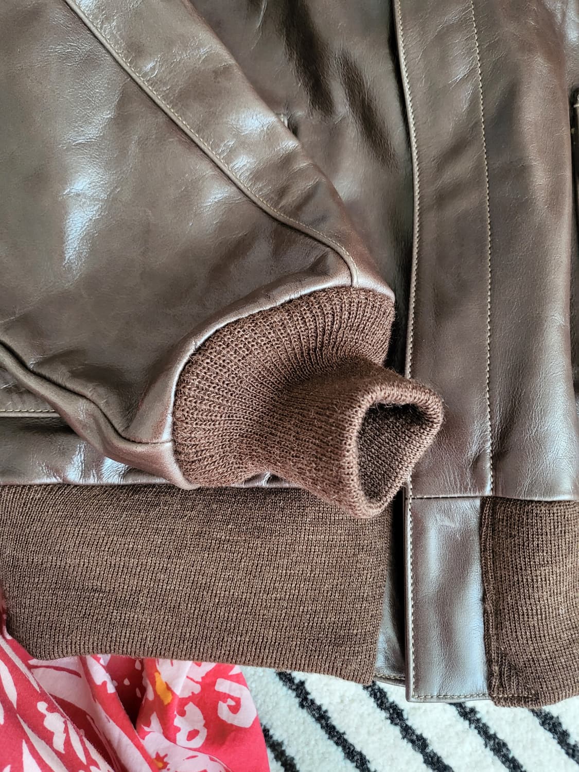 아카펠라클로딩 a2 카우하이드(암소가죽)44 한정판 상품이미지3