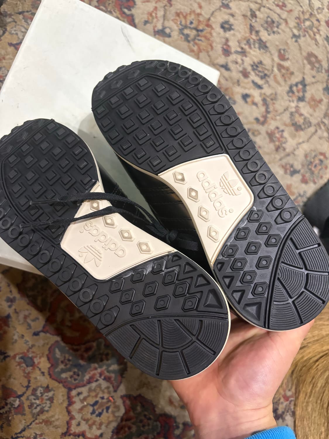 [225사이즈]아디다스 x 네이버후드 x 언디핏 마이크로페이서 상품이미지3