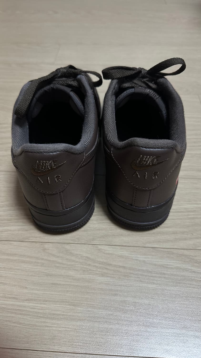 슈프림X나이키 에어포스 슈포스 1 로우 바로크 브라운 (245) 상품이미지6