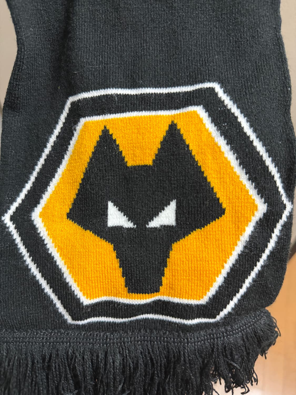 울버햄튼 머플러 상품이미지1