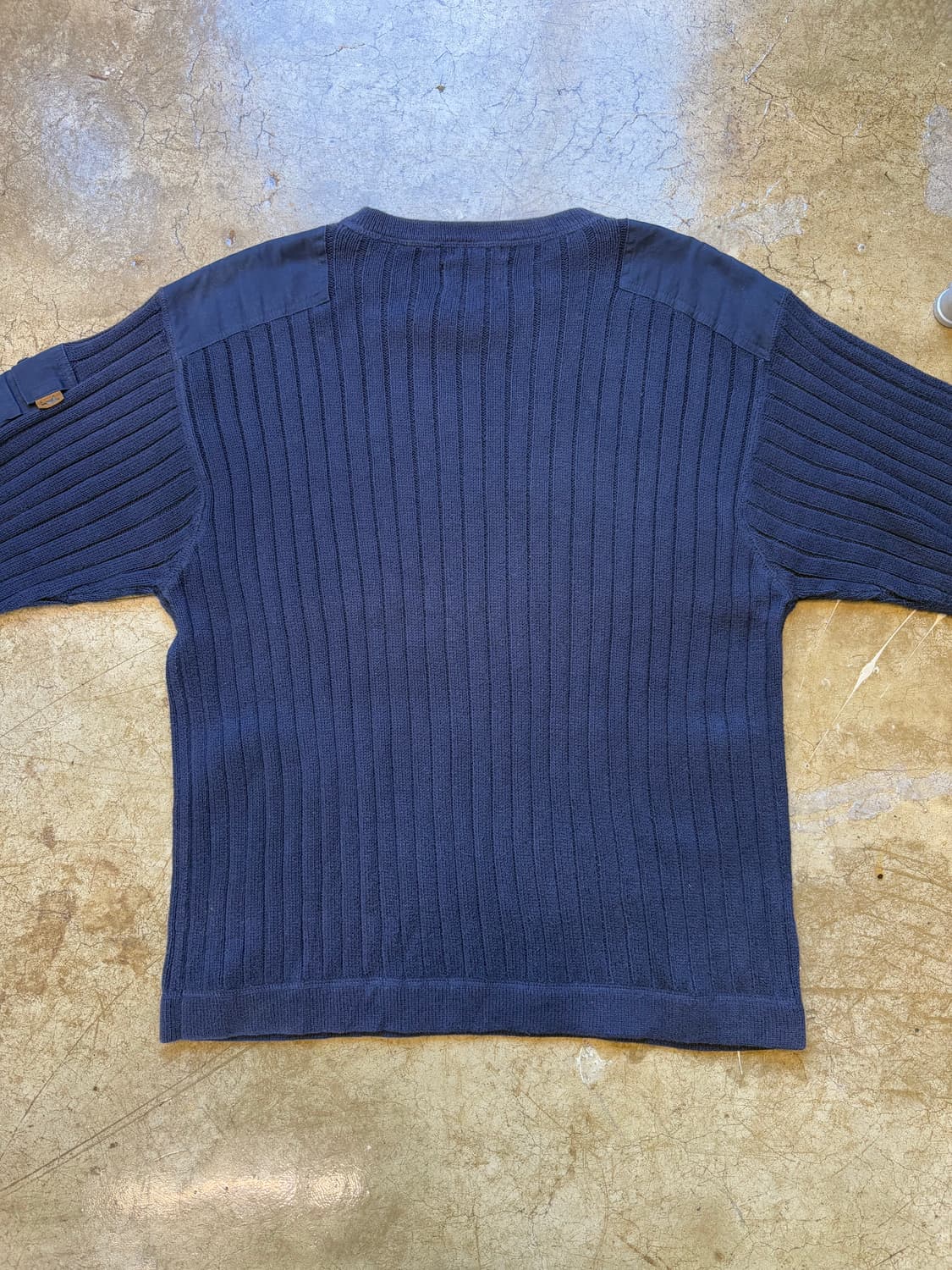 에디바우어 패치 포켓 코튼 스웨터 상품이미지5