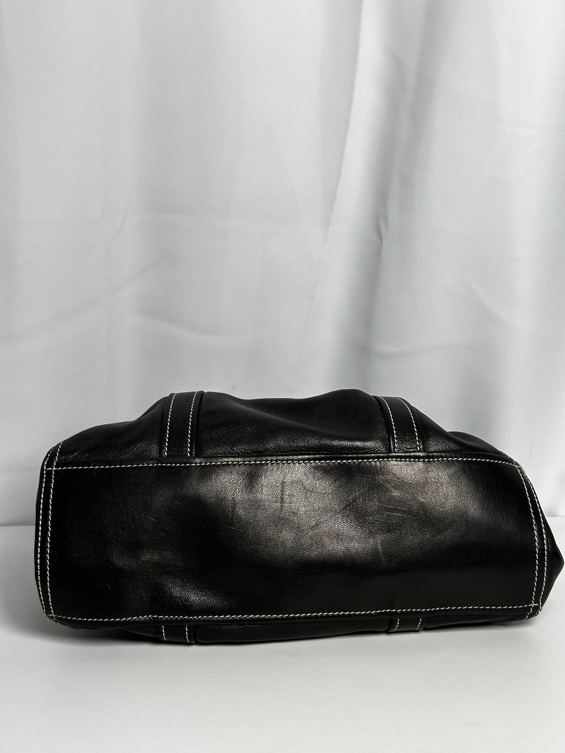 프라다 소프트 레더 토트백 (블랙) 상품이미지10