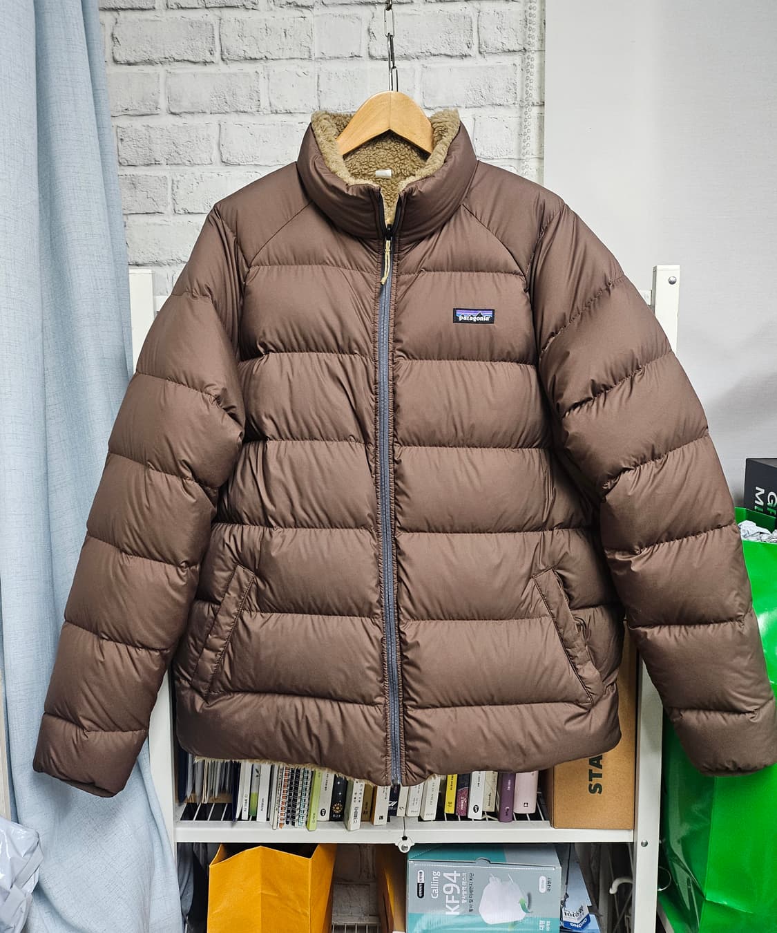 파타고니아 사일런트 다운패딩 105 리버서블 양면패딩  XD33 상품이미지1