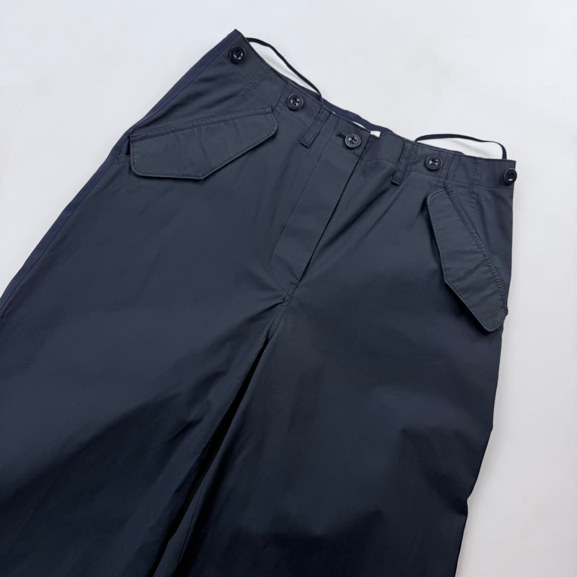 사카이 하이브리드 패널 버뮤다 팬츠 상품이미지2