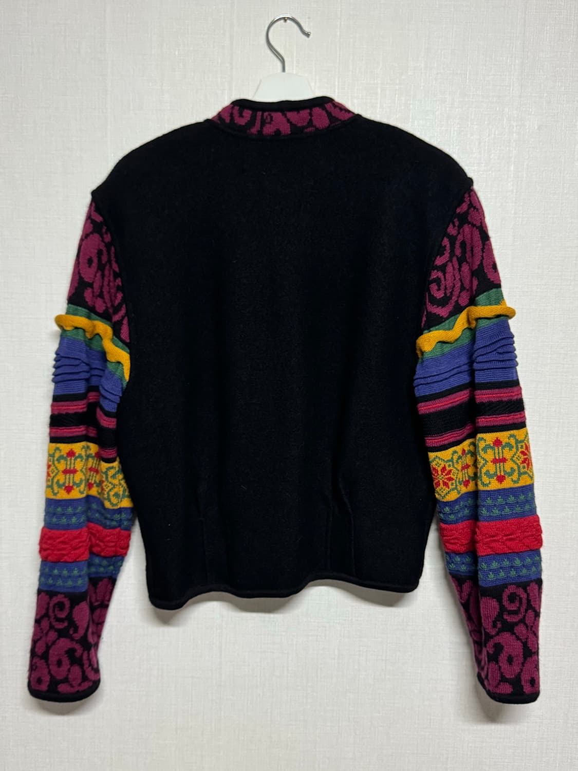 GEIGER 크롭 울 니트 가디건 남여공용 상품이미지2