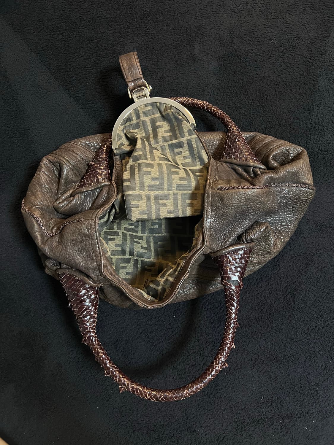 펜디 Zucca FF Spy 가방 상품이미지7