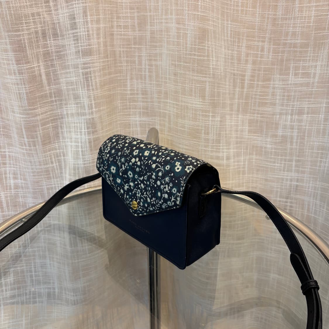 정품 마크제이콥스 크로스백     상품이미지4