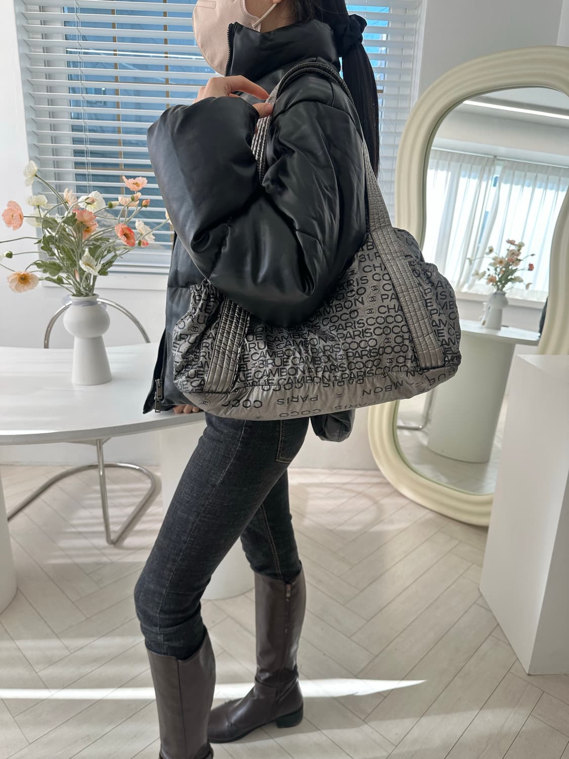 [A 정품] 샤넬 크루즈 토트 숄더백 실버 상품이미지6