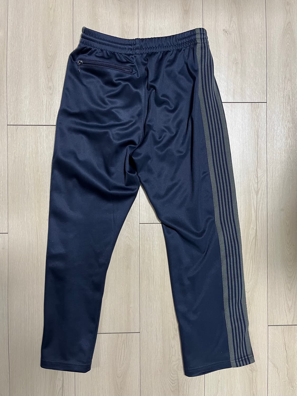 니들스 트랙팬츠 상품이미지2