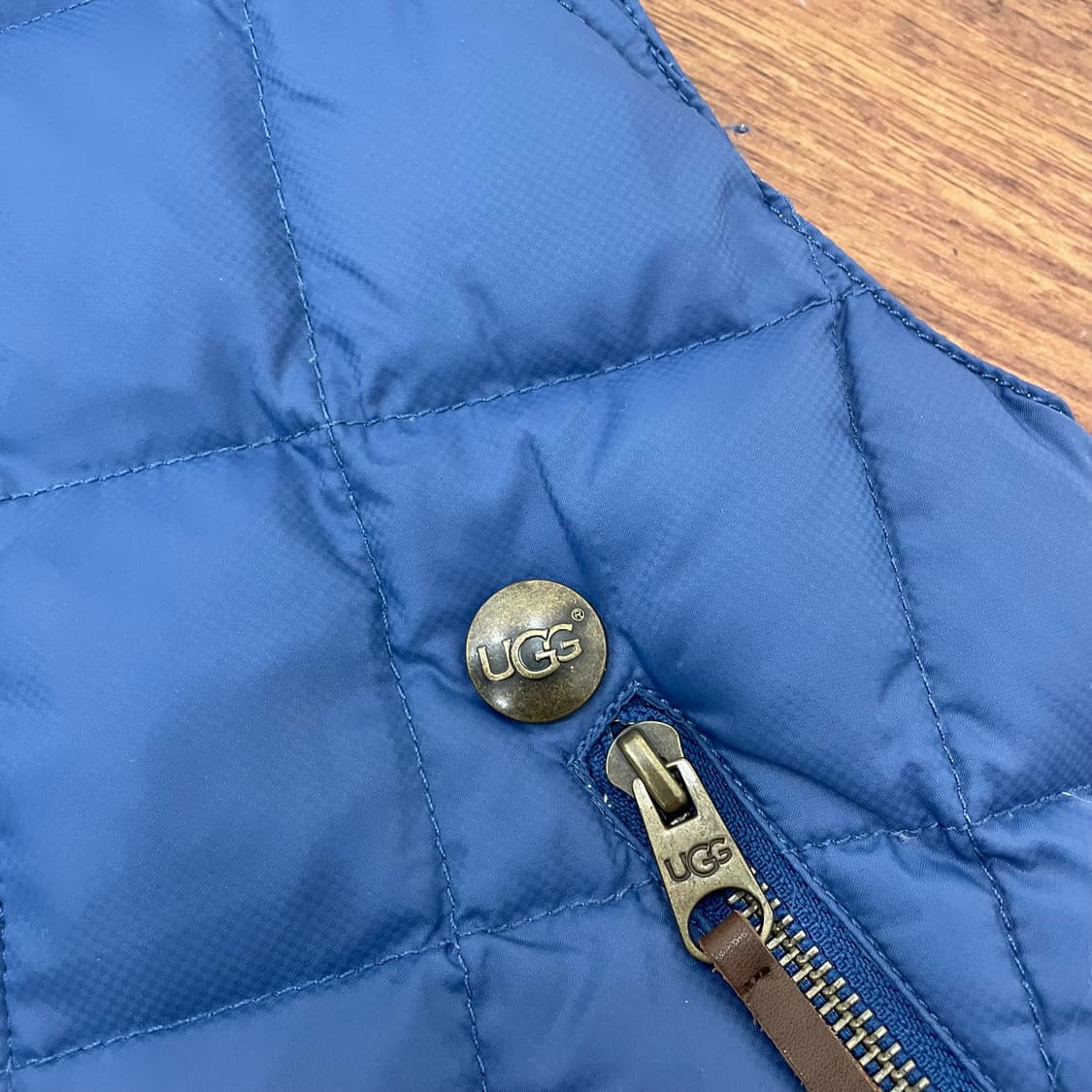 키즈 UGG 어그 패딩 베스트 상품이미지2