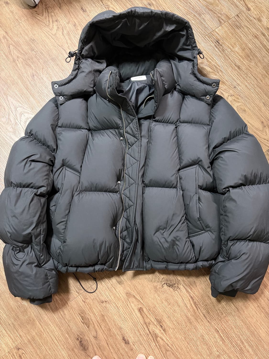 벨리에 크로스 라인 후디드 패딩 다운 상품이미지2