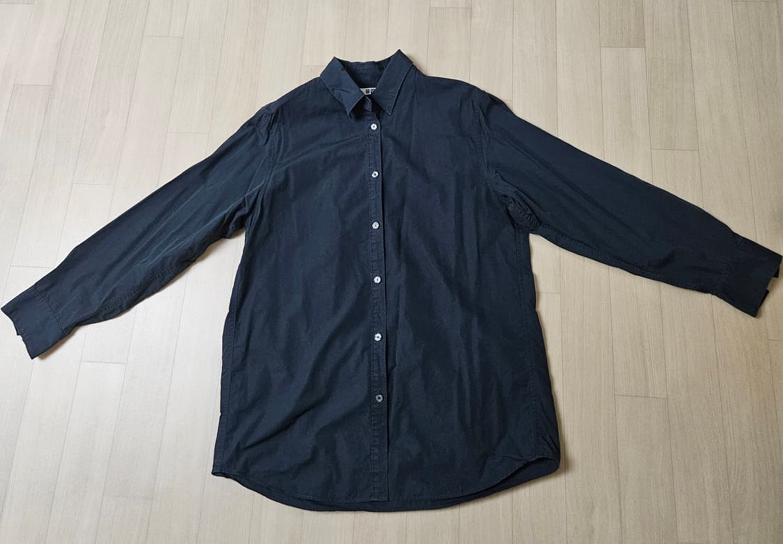 유니클로 U 셔츠 L사이즈 상품이미지1