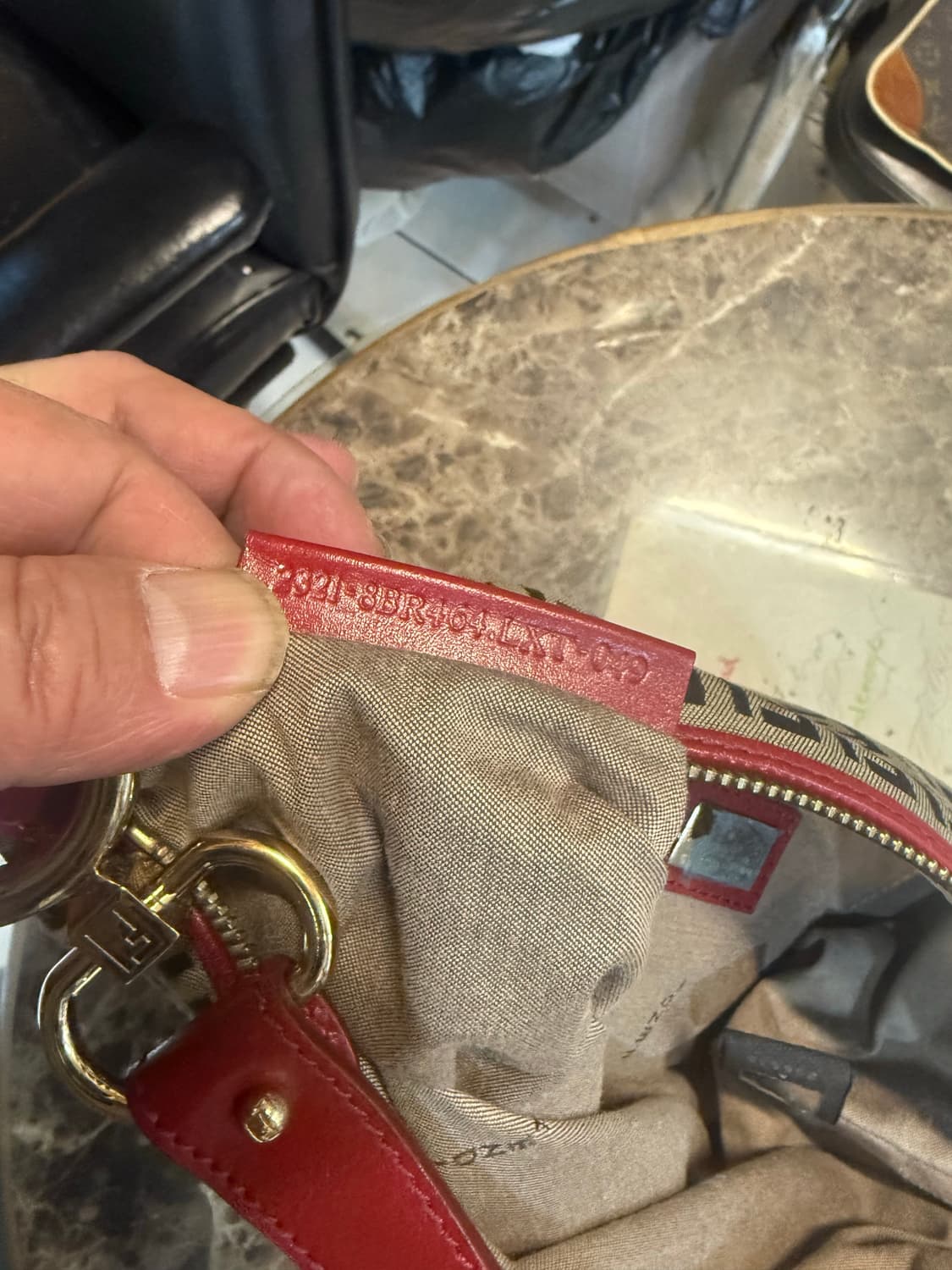 정품 페니 미니 세프 포켓 숄더백 팝니다 상품이미지10