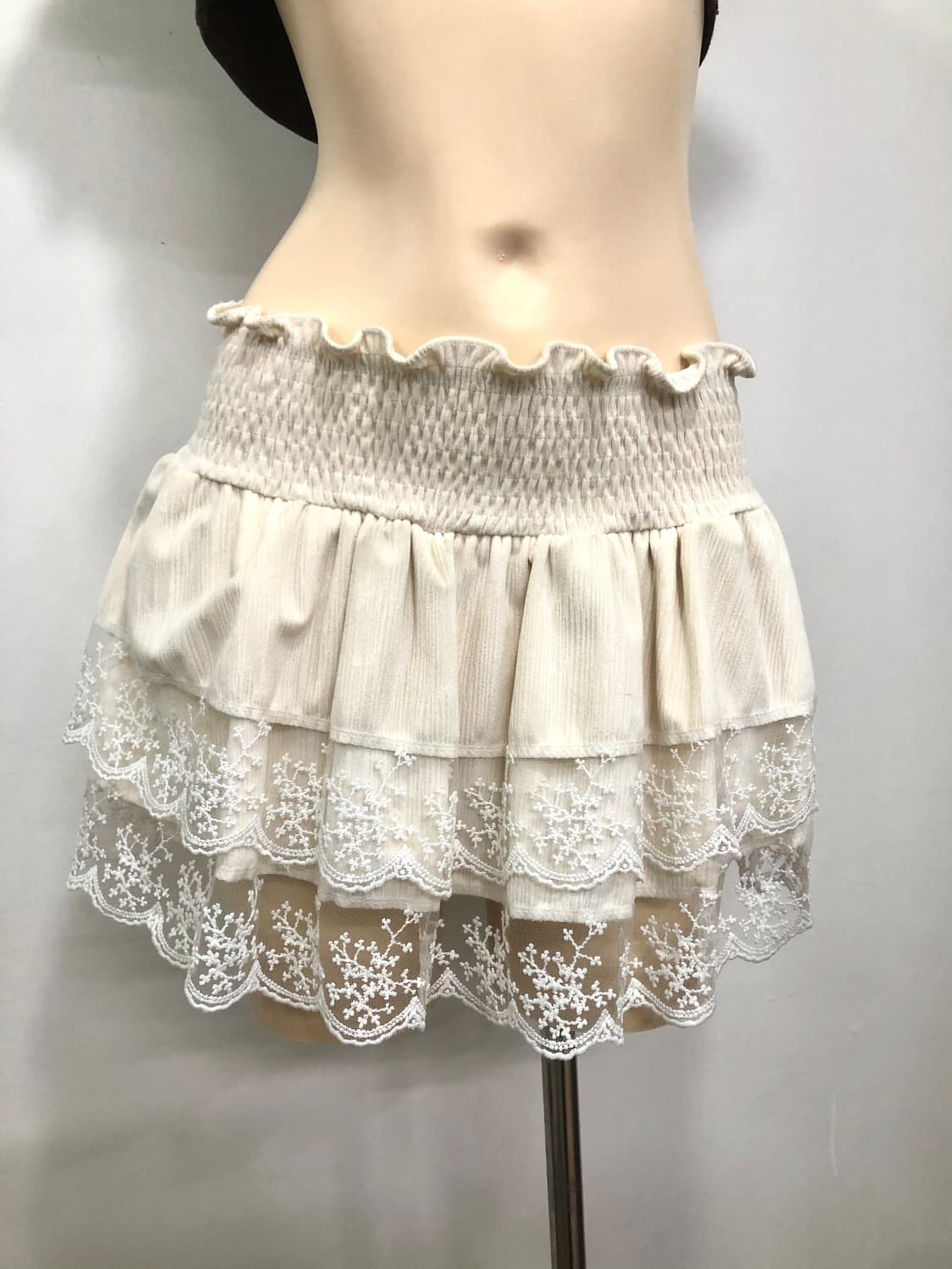ivory lace detail cancan skirt 상품이미지5
