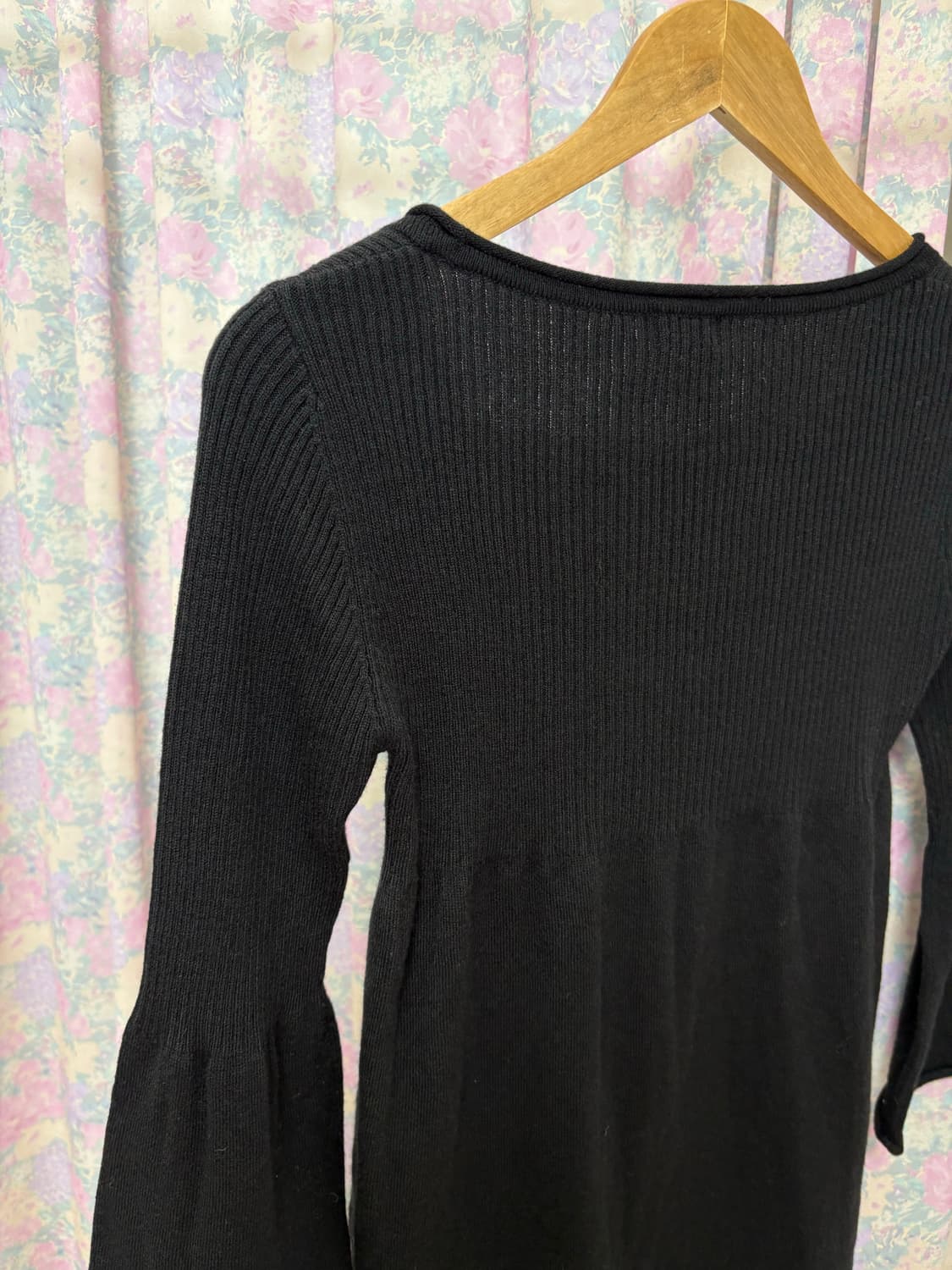 블랙 스트라이프 포인트 니트 상품이미지10