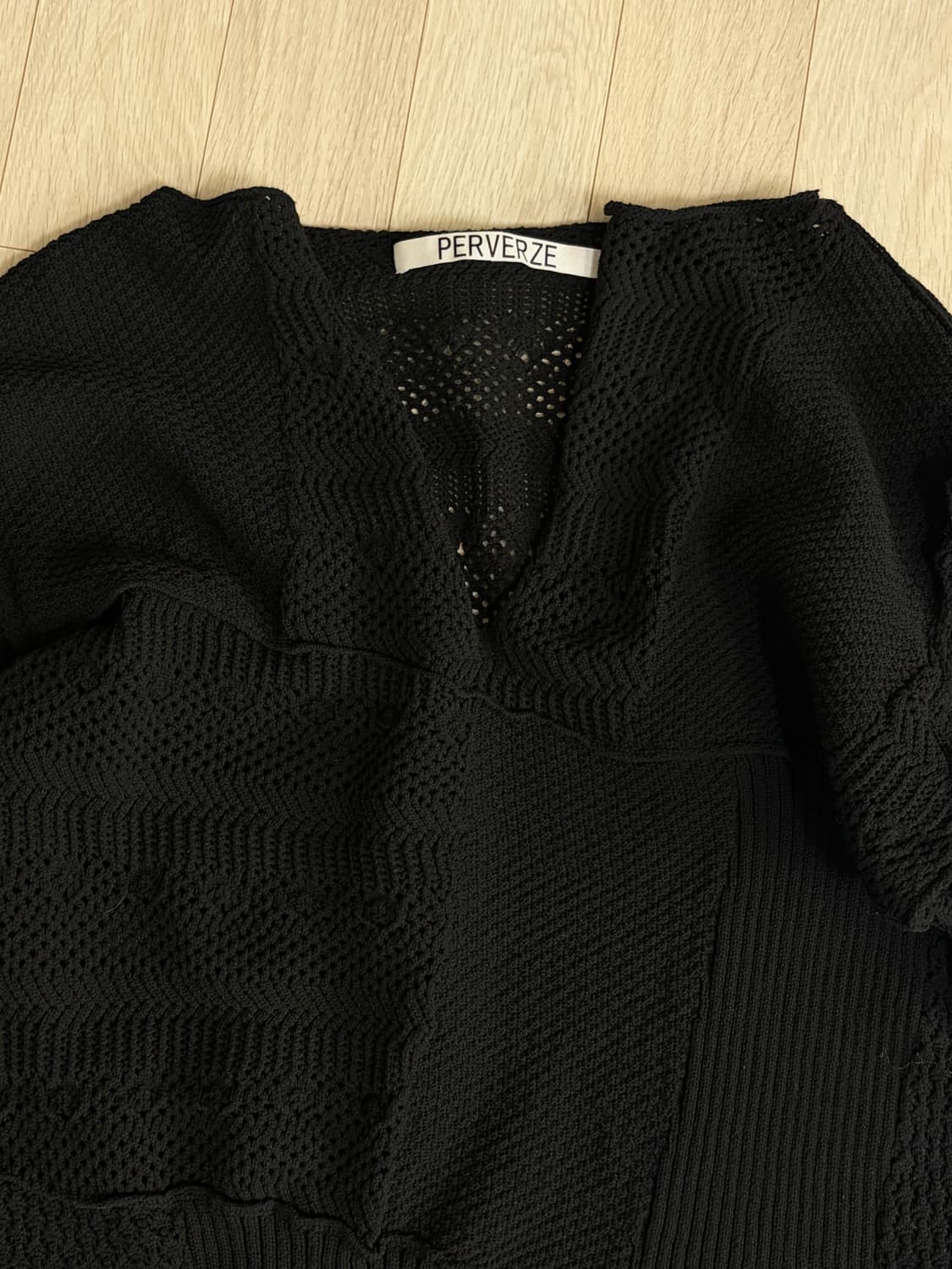 퍼버즈 크로쉐 패치워크 데미지니트 상품이미지3