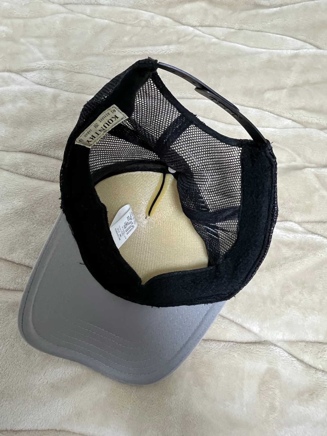 캐피탈 모자 판매합니다. 상품이미지2