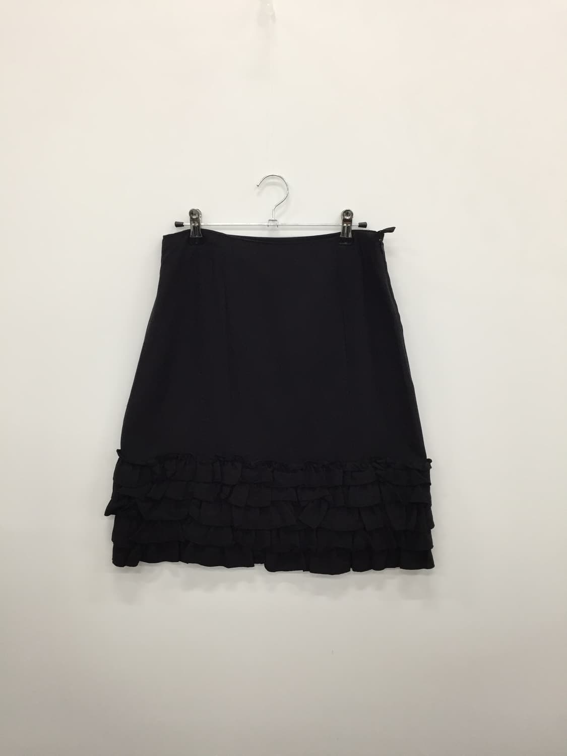 'Atsuro Tayama' Black Ruffle Skirt 상품이미지4