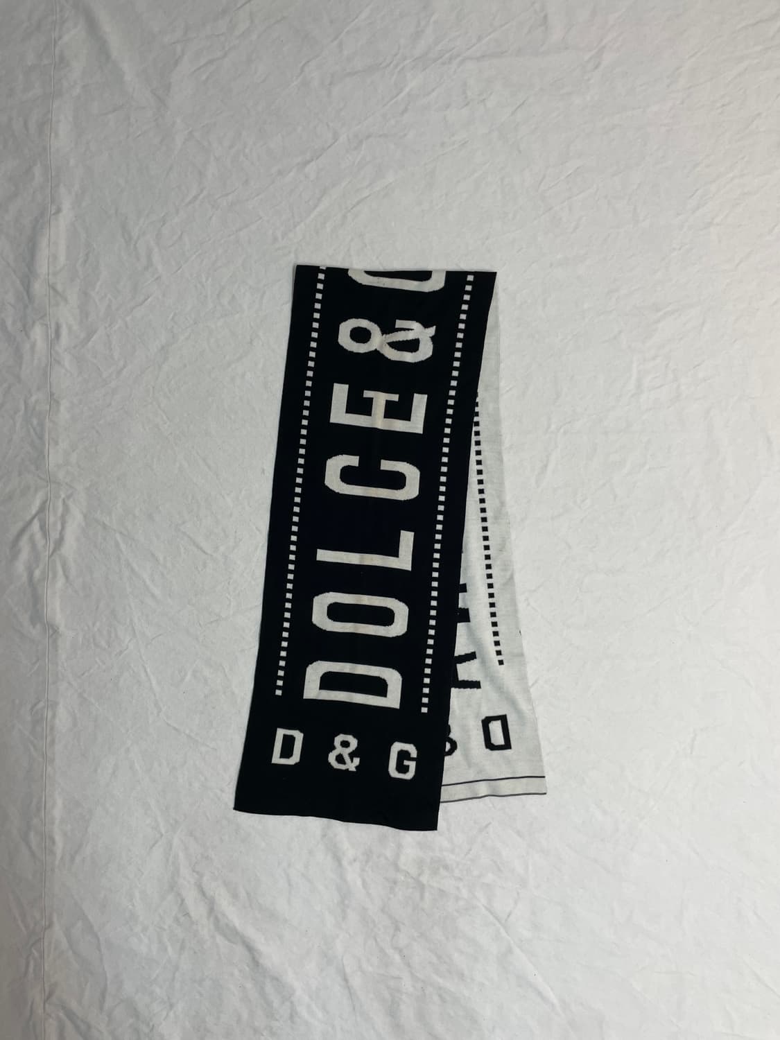 돌체 앤 가바나 니트 머플러  상품이미지1