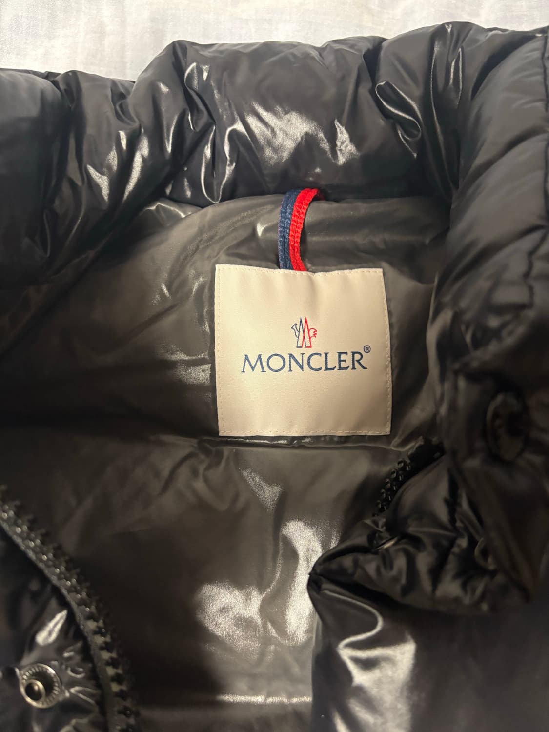 몽클레어 23fw 티브 다운 패딩 배스트 블랙 [3] 새상품급 상품이미지3