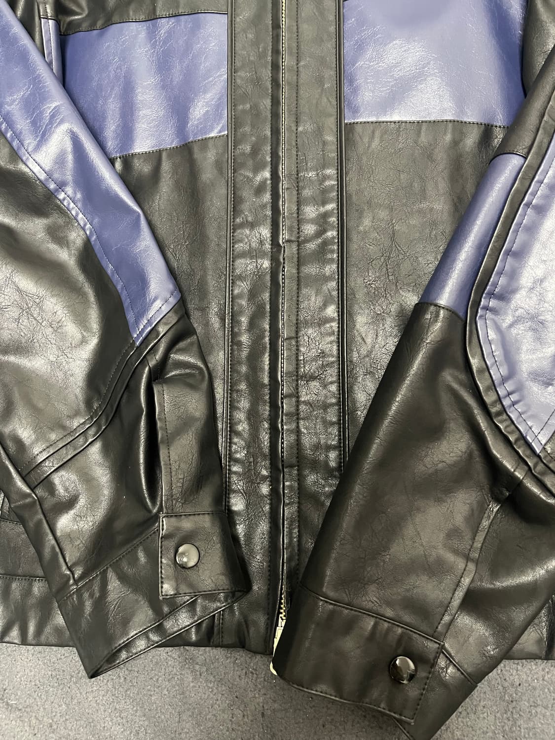 [L] 비바스튜디오 비건 레더 믹스 레이서 자켓 상품이미지3